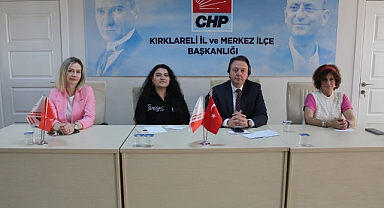 CHP'nin Geleneksel Çarşamba Halk Toplantısında Gündem Yoğundu