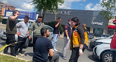 Çorlu'da hafif ticari araçlar çarpıştı; 1 yaralı