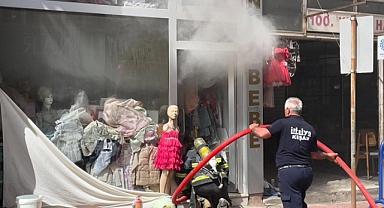 Edirne’de bebek kıyafetleri satan iş yerinde çıkan yangın söndürüldü