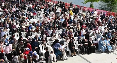Ergene'de anneler günü etkinliğine yoğun ilgi 