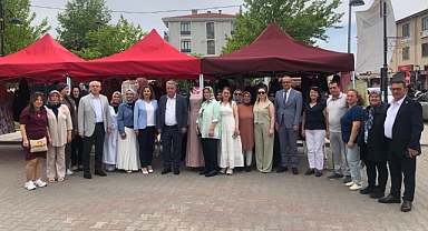 Evrensekiz Beldesinde El Sanatları Sergisi Coşkusu