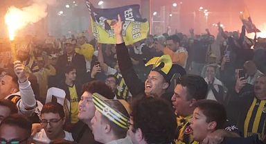 Fenerbahçe Beko'nun Avrupa Zaferi Lüleburgaz'da Dev Ekranda Coşkuyla İzlendi