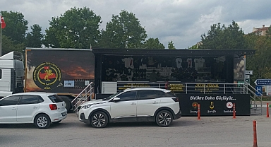 JÖH ve JÖAK Tanıtım Tırı Kırklareli'de Gençlerle Buluştu 