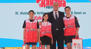 Festival'de Spor Coşkusu: Gençler Kıyasıya Yarıştı