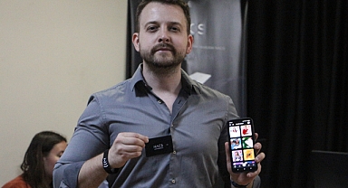 Kayıp Alzheimer hastalarının bulunmalarını kolaylaştıracak bileklik üretildi