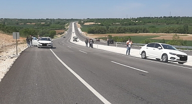 Kaynarca Çevre Yolunda Maddi Hasarlı Trafik Kazası: Sürücüler Tepkili