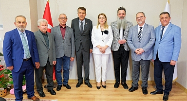 Kırklareli Esnafından Rektör Rengin Ak'a Hayırlı Olsun Ziyareti