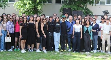 Kırklareli Fen Lisesi'nde Baharın Ritmi: Bahar Şenliği Coşkusu