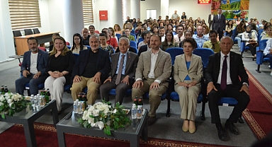 Kırklareli'nde Öğretmenlere Yapay Zeka Odaklı Eğitim Semineri
