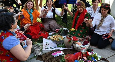 Lüleburgaz’da Balkan Çöreği Pişti, Martaval Geleneği Canlandı!