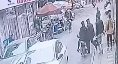 Motosikletin çarptığı yaya yaralandı 