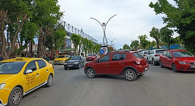 Trakya'da Trafik Yoğunlaşıyor: Kırklareli, Edirne ve Tekirdağ'da Araç Sayısı Artışta