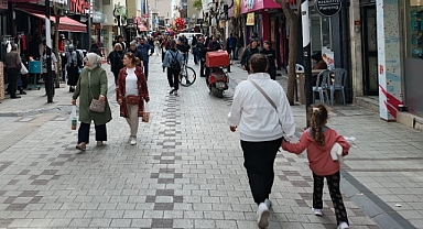 Türkiye'de Çocuk Nüfusu Azalıyor: Kırklareli En Düşük Üç İl Arasında