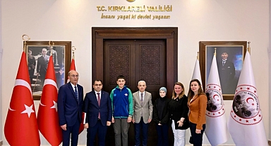 Vize'nin Şair Öğrencilerinden Vali Turan'a Ziyaret