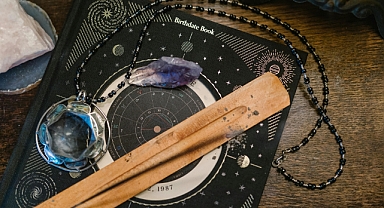 21 Haziran 2025 Burç Yorumları: Yıldızlar Bugün Kime Göz Kırpıyor? Günün Şanslı Burcu Terazi!