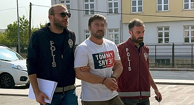 4 aylık oğlunu 3'üncü kattan atmaya kalkan baba hastaneye sevk edildi