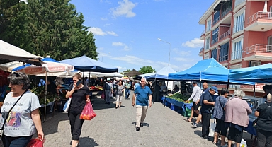 Akaryakıta Rekor Zam! Benzin ve Motorin 50 TL'yi Aştı