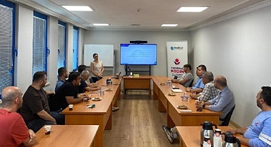 BÜYÜKŞEHİR'DEN, FABRİKA PERSONELİNE 'KADINA YÖNELİK ŞİDDET' EĞİTİMİ