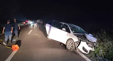 Edirne'de otomobil ile motosiklet çarpıştı: 2 ölü