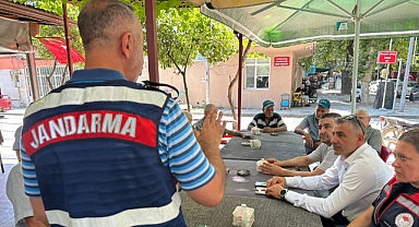 Edirne'de üreticiler, tarlalarda kendiliğinden çıkan kenevir hakkında uyarıldı