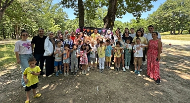 İğneada Belediye Başkanı Altuğ Erdem Öğrencilerin Mezuniyet Gururuna Ortak Oldu