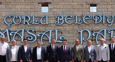 Kaymakam Murat Eren'e Veda Yemeği