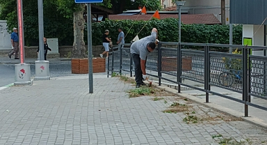 Kırklareli Belediyesi'nden Temizlik Seferberliği: Cadde ve Kaldırımlar Temizleniyor 
