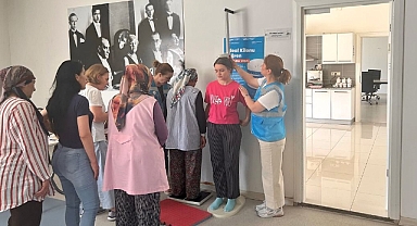 Kırklareli İl Sağlık Müdürlüğü'nden Sky Tekstil Çalışanlarına Sağlık Desteği