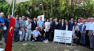 Kırklareli'nde Ana Arı Dağıtım Programı Gerçekleştirildi