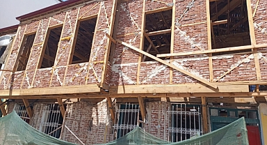 Kırklareli'nde Geçtiğimiz Aylarda Yanan Dıgıl Pub'da Tadilat Başladı