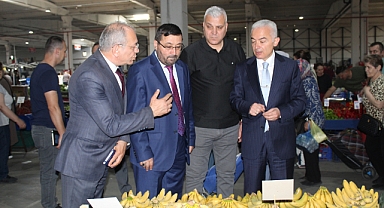 Kırklareli Protokolü Esnaf ve Halkla Bayramlaştı 