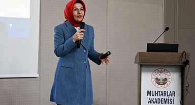 Kırklareli Valisi Uğur Turan, Muhtarlar Akademisi'ne Katıldı