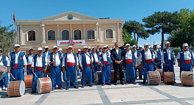 Kırkpınar Coşkusu Davul-Zurna ile Başladı: 664. Yılın Resmi Daveti Edirne Valiliği'nde Gerçekleşti
