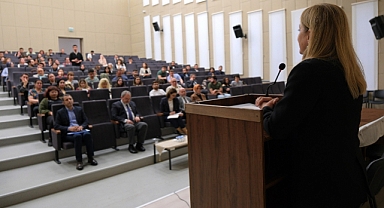 KLÜ Rektörü Prof. Dr. Rengin Ak, Öğrenci Kulüpleri ile Buluştu