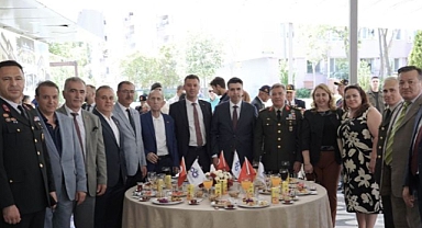 Kurban Bayramı Bayramlaşma Töreni Çorlu Park Kafe`de Gerçekleştirildi