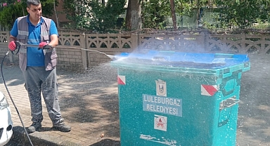 Lüleburgaz’da Çöp Konteynerlerine Kesintisiz Temizlik! 
