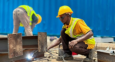 Nisan 2025 İşsizlik Verileri: Artışın Nedenleri ve Ekonomik Etkileri