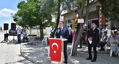 Vali Soytürk Hayırseverler Tarafından Yaptırılan Cami ve Kuran Kursunun Açılışını Yaptı