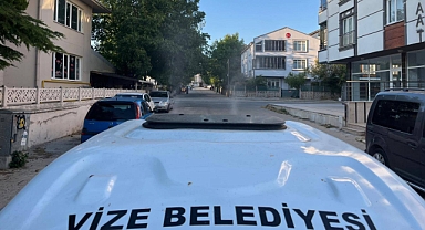 Vize Belediye Ekipleri Halk Sağlığı İçin Gece Gündüz Sahadalar