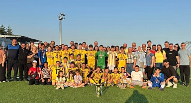 Vizespor U-13 Takımı Üç Yıldır Yenilgisiz Şampiyon!