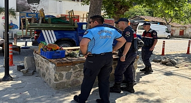 ZABITA EKİPLERİNDEN SAĞLIKSIZ ÜRÜNLERLE İLGİLİ DENETİM