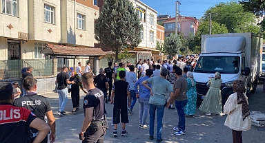 Çorlu'da iki grup arasında taşlı-sopalı kavga