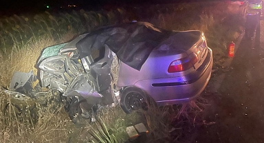 Edirne'de 3 aracın karıştığı kaza: Jandarma trafik tim komutanı ile hamile kadın ve eşi öldü