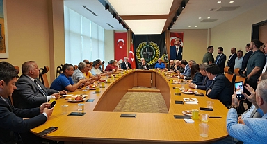 İYİ Parti Genel Başkanı Dervişoğlu'ndan Lüleburgaz Ticaret Borsası'na Ziyaret