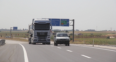 Kaynarca Bölümünde Yol Çift Taraflı Trafiğe Açıldı