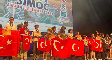 Kırklareli'ni Gururlandıran Öğrencilerden Müdür Özefsun'a Ziyaret