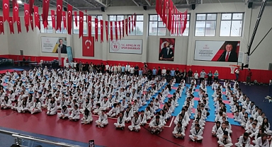 Kırklarelili Antrenörler İstanbul'daki Siyah Kuşak Dan Terfi Sınavında Tatamiye Çıktı