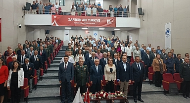 KLÜ’de “Zaferin Adı Türkiye” Programı Düzenlendi