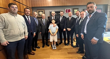 Milletvekili Sarıçam TBMM'de Ziyaretçilerini Ağırladı