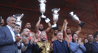 Orhan Okulu, Edirne'de Tarih Yazdı